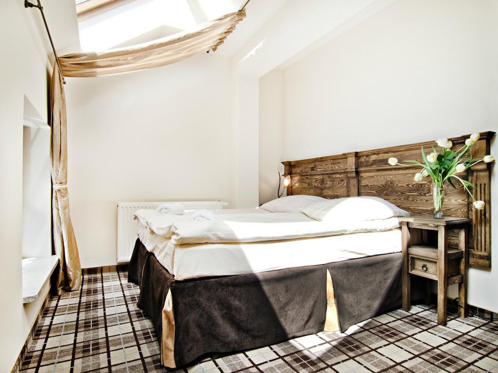 Five Stars Bed&Breakfast Вроцлав Стая снимка
